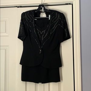 2 piece black skirt suit Saks fifth avenue size 8